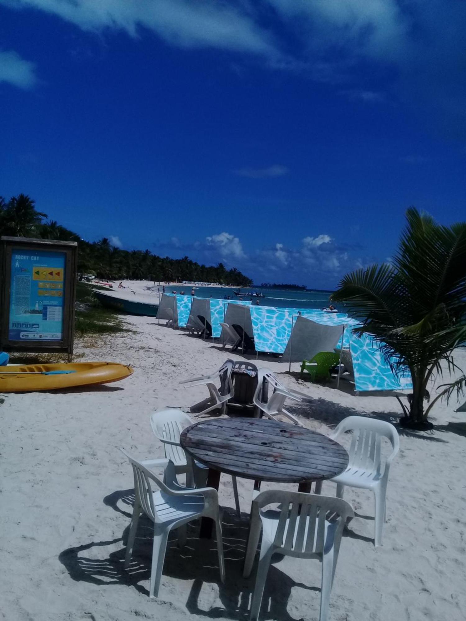 Victoria'S Gennie Bay Village Hostal San Andrés 外观 照片
