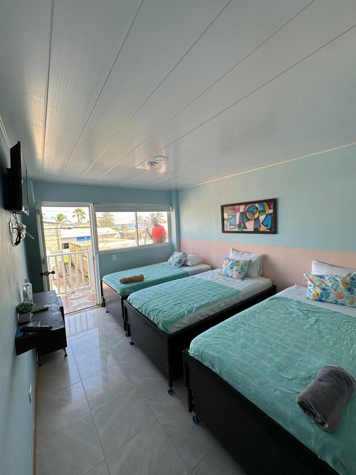 Victoria'S Gennie Bay Village Hostal San Andrés 外观 照片