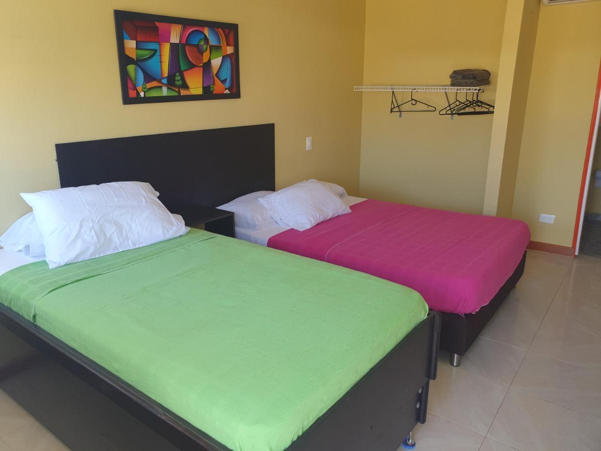 Victoria'S Gennie Bay Village Hostal San Andrés 外观 照片