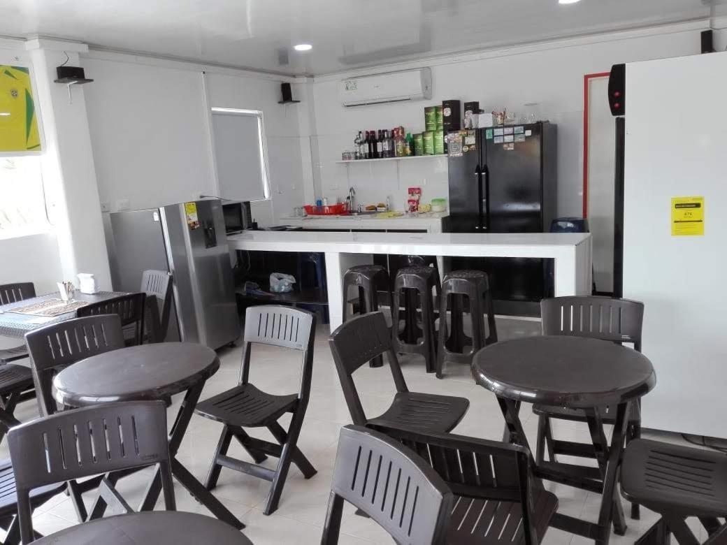 Victoria'S Gennie Bay Village Hostal San Andrés 外观 照片