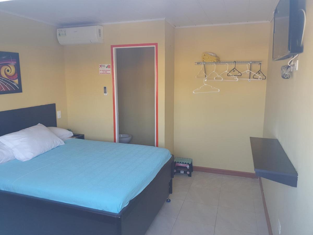 Victoria'S Gennie Bay Village Hostal San Andrés 外观 照片
