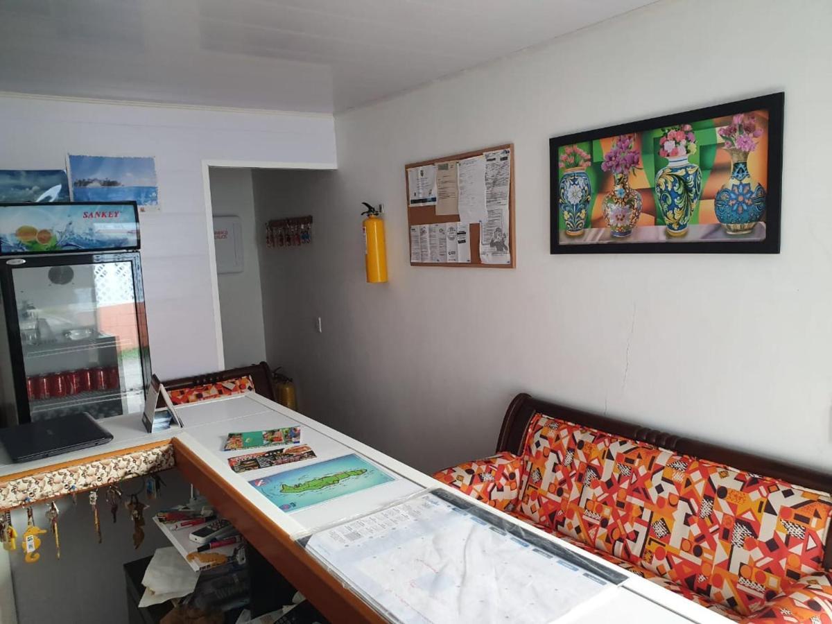 Victoria'S Gennie Bay Village Hostal San Andrés 外观 照片